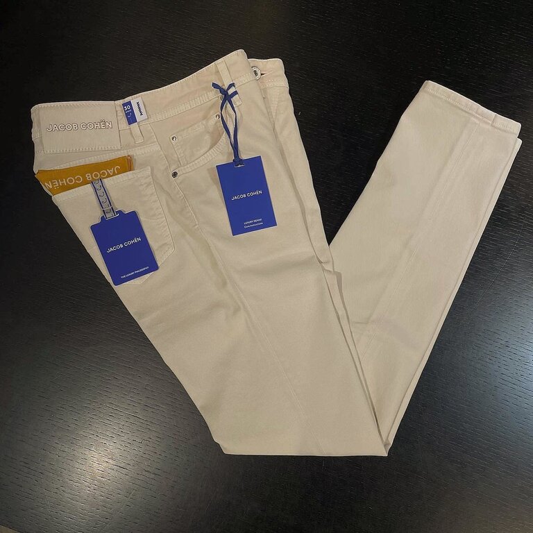 Jacob Cohën H Jacob Cohën Jeans J688 BARD UQM04 01S 3657