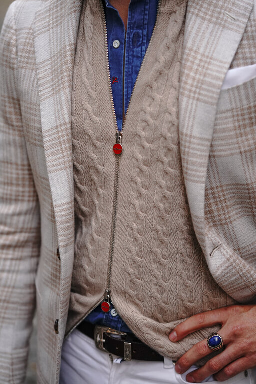 Kiton Kiton Cardigan 100%WS UK1019W23