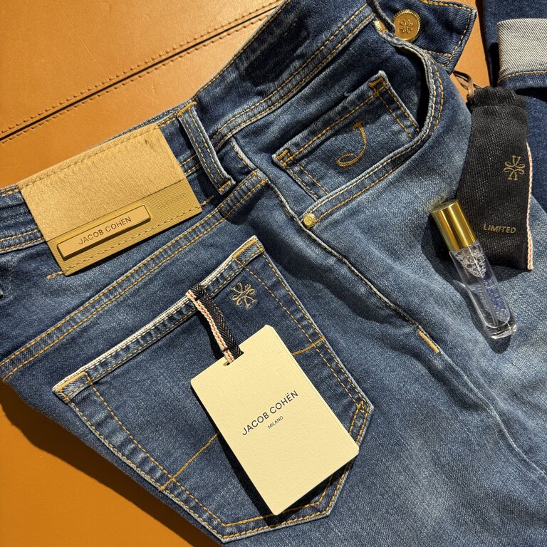Jacob Cohën H Jacob Cohën Jeans BARD LTD QL004
