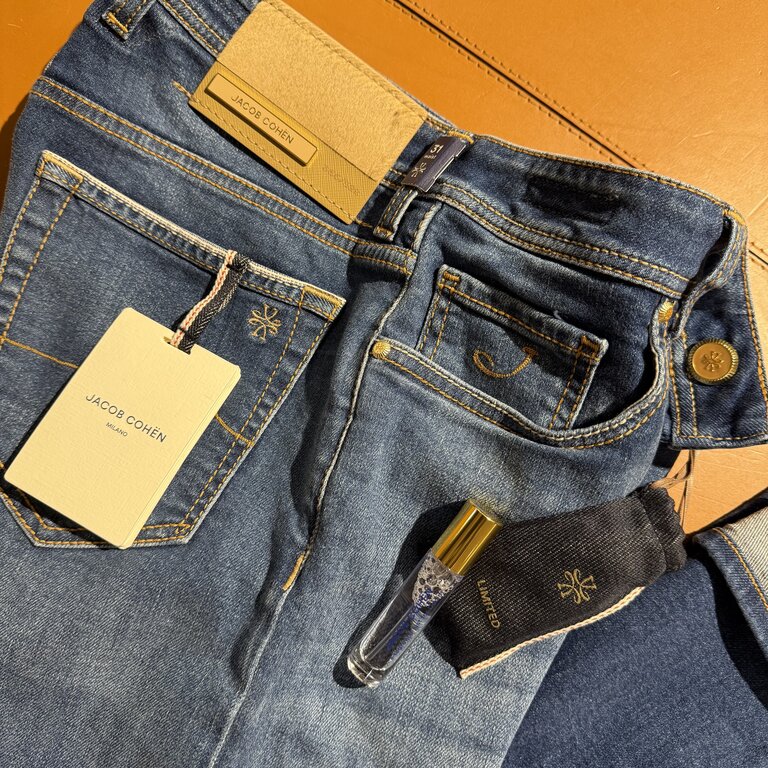 Jacob Cohën H Jacob Cohën Jeans BARD LTD QL004