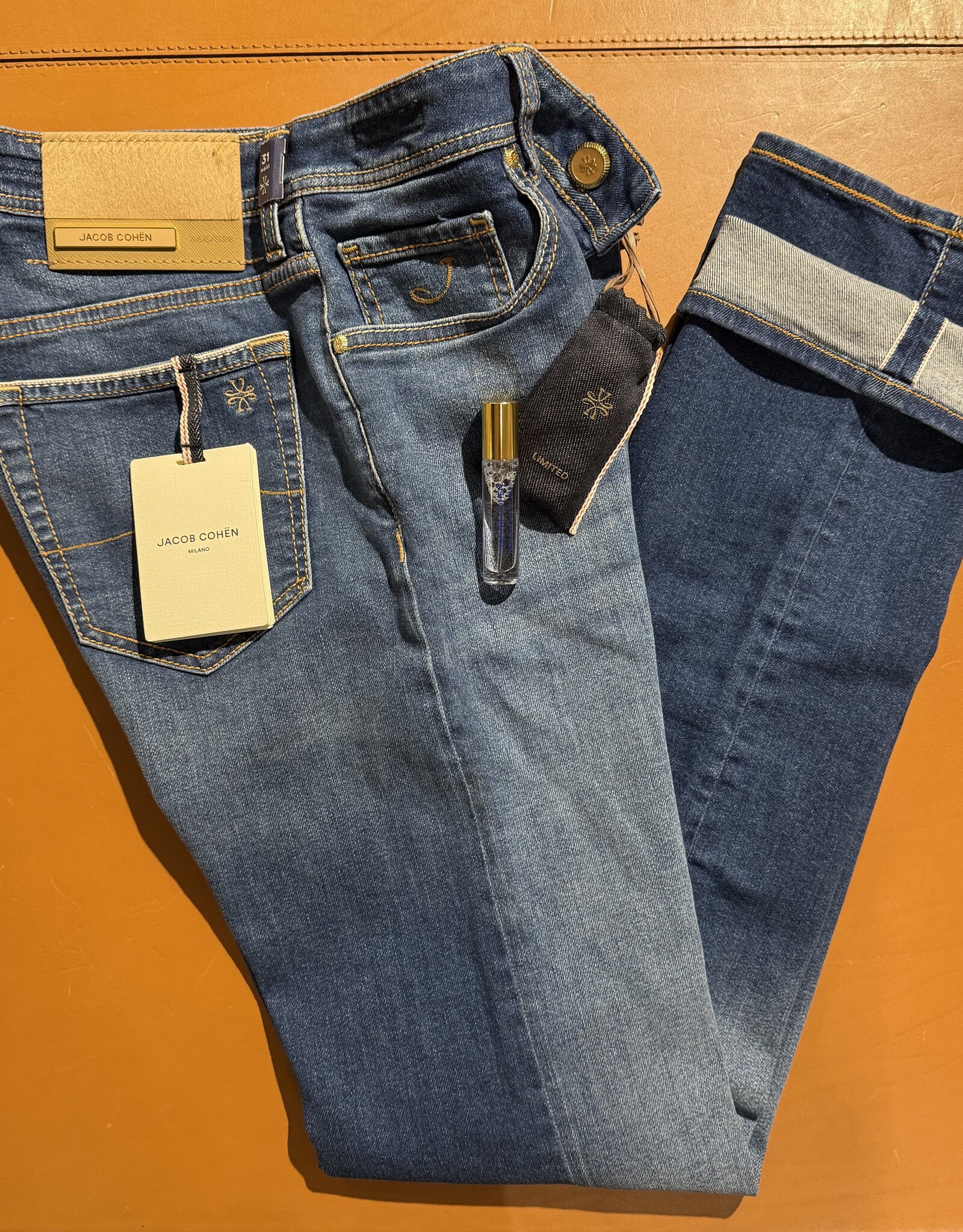 Jacob Cohën H Jacob Cohën Jeans BARD LTD QL004