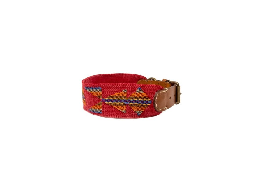 Etna red collar