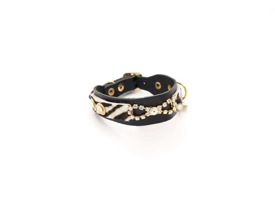 Tribal Roset Black Zebra  collar