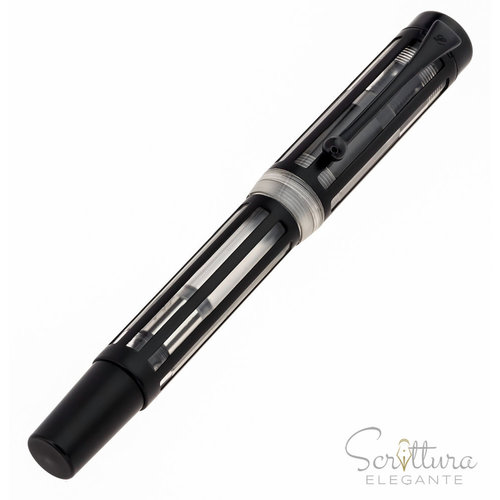 Laban Laban Corinth - Black Laban Laban Corinth - Black