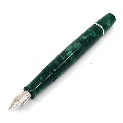 Tianzi Tianzi Piston  - Resin Green- fountain pen