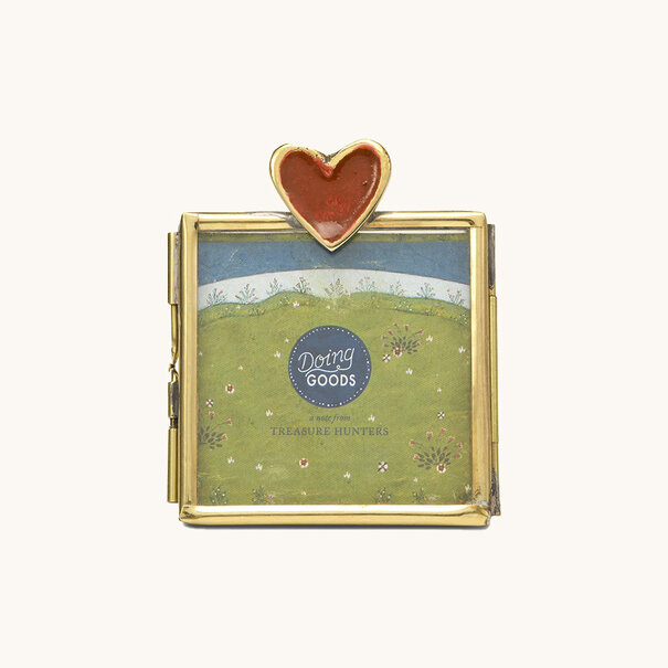 Doing goods Pyar Heart Frame Mini