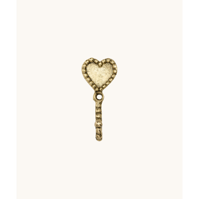 Doing goods Saachi Heart Hook