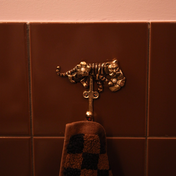 Doing goods Lacy Tiger Hook