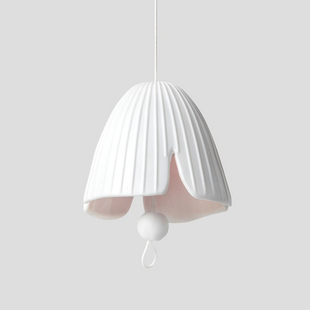 The Blooming Life Hanger Lilly