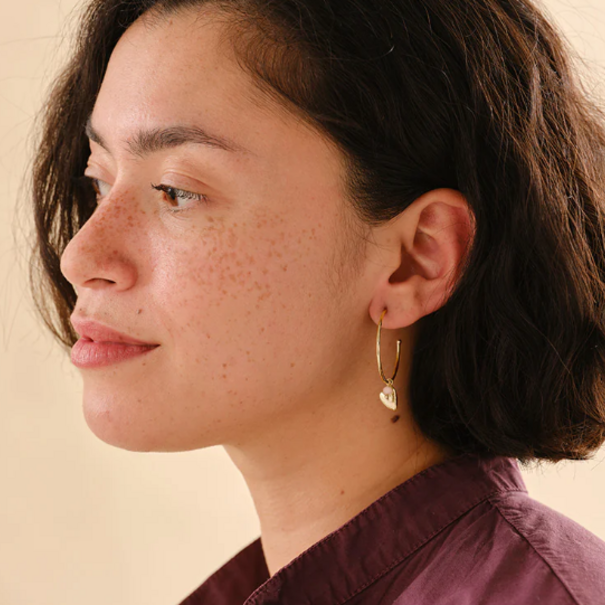 A beautiful story Solidarity Rose Quartz Earrings