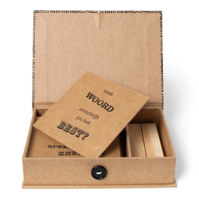 Jens Living 41 Questions Spel