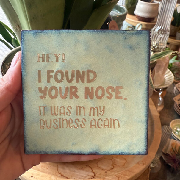 Mevrouw Potjes Tegel | Nose