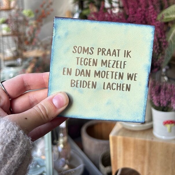 Mevrouw Potjes Tegel| Soms praat ik tegen mezelf