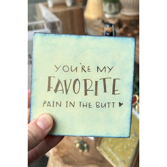 Mevrouw Potjes Tegel | pain in the but