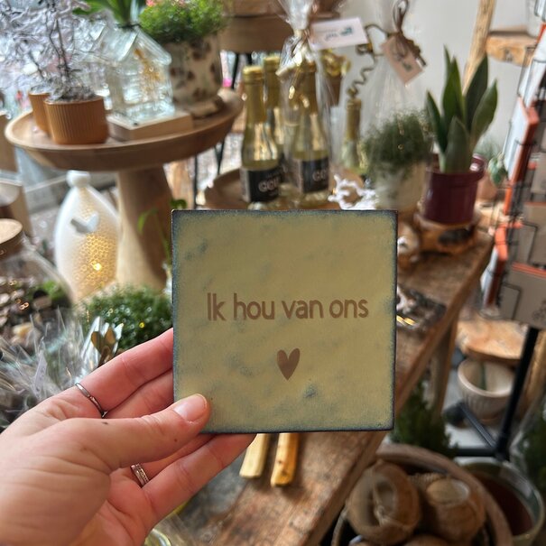 Mevrouw Potjes Tegel | Ik hou van ons