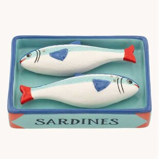 Sardine salt & pepper shakers