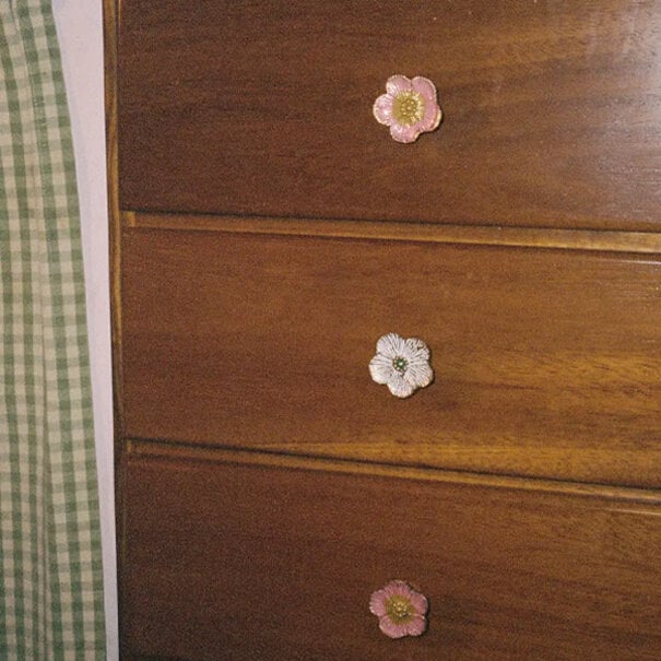 Doing goods Faye Flower Knob white