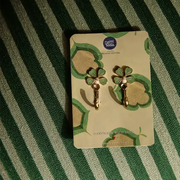 Doing goods Lucky Clover hook set