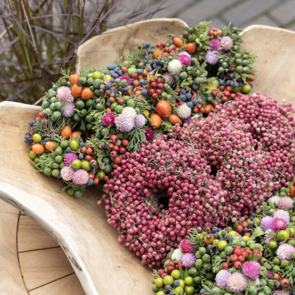 Mevrouw Potjes Krans sierfruit mini 12cm