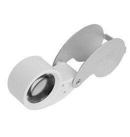 Essentials Essentials Illuminated Magnifier Loupe