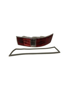  Tail light, US version, with housing and rubber seal, red/clear/red, right, without E-mark (Porsche 912 - 1965-1969)