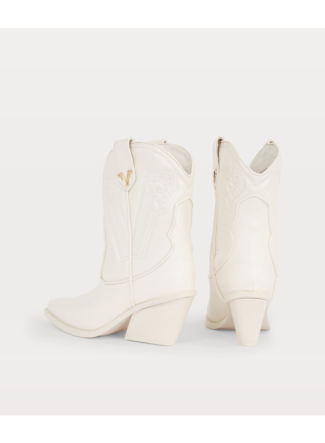 Fayenna Cowboy Boots Off White