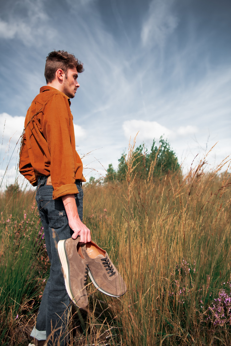 Ambiorix HARLEM SUEDE FLORENCE LEAF 2021 HUGO WHITE