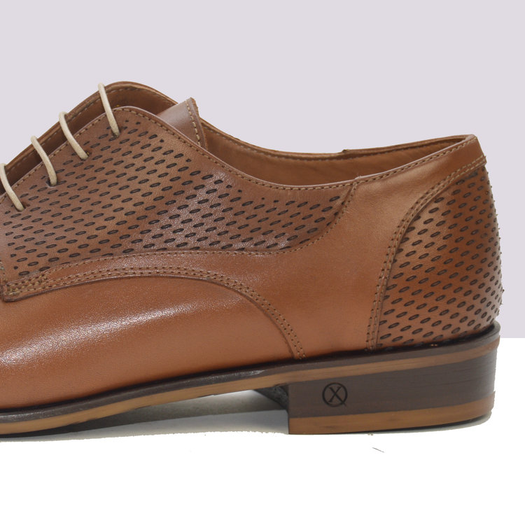 Ambiorix IGOR BURNISH AMARETTO 813 -8 BUTTERFLY GOLD