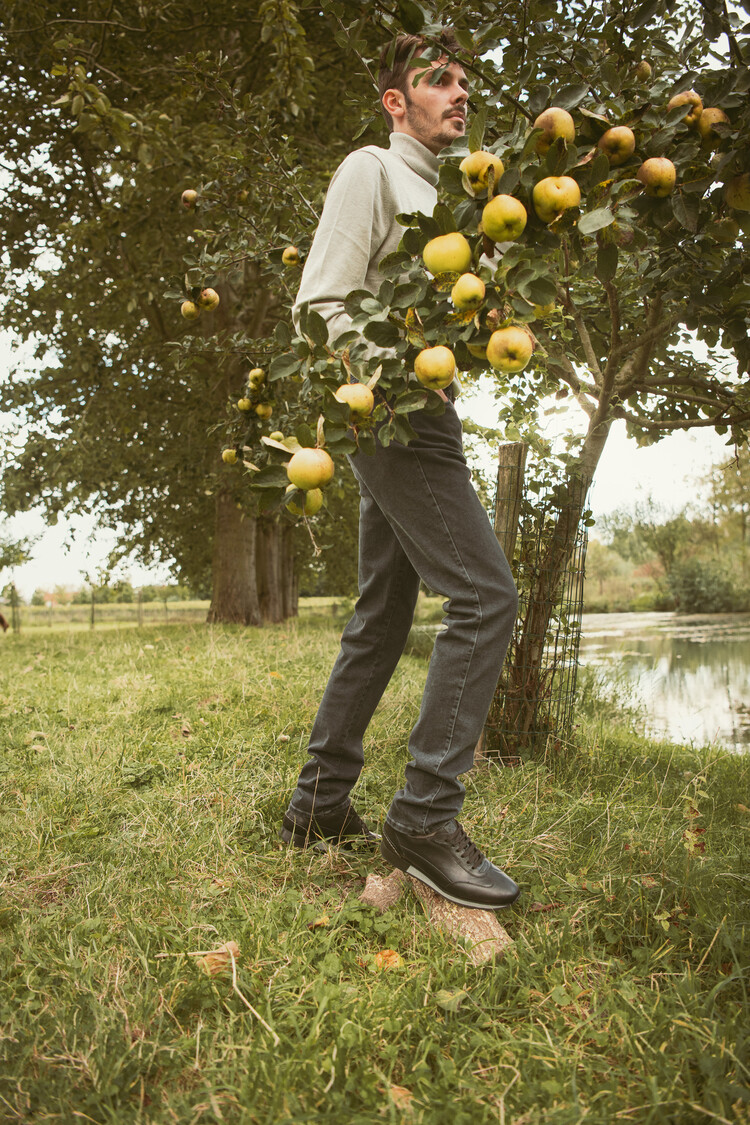 Ambiorix ICARIUS CALF BLACK 2468 RACING A130 BLACK