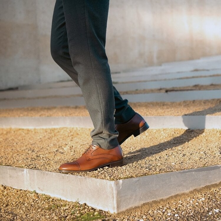 Ambiorix REGOLO BURNISH OAK 809 ELIPSE A231 CAFE