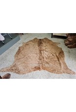 . Cowhide taupe 211 x 190cm