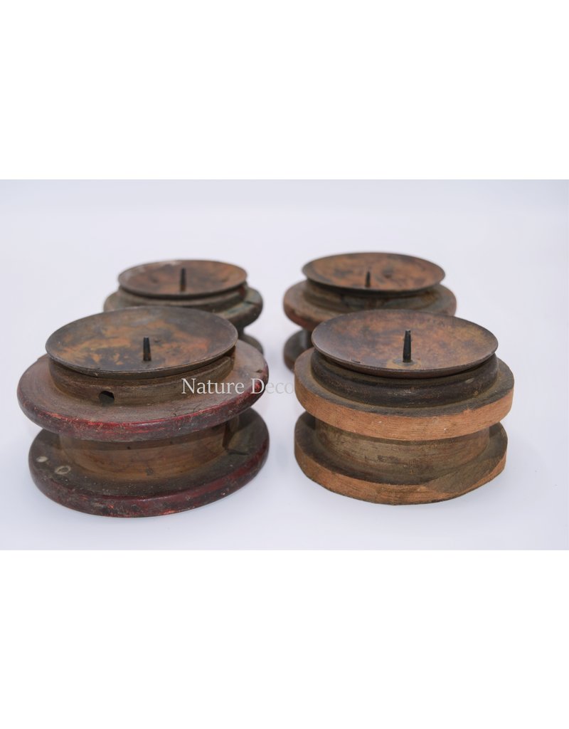 . Wooden candle stand bobbin smal