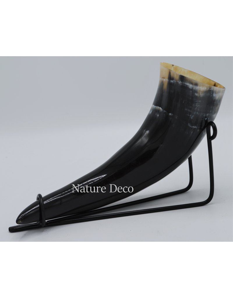 . Drinking horn pedestal