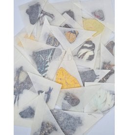 . Unmounted Peru mix 10 pieces