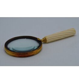 . magnifying glass deluxe