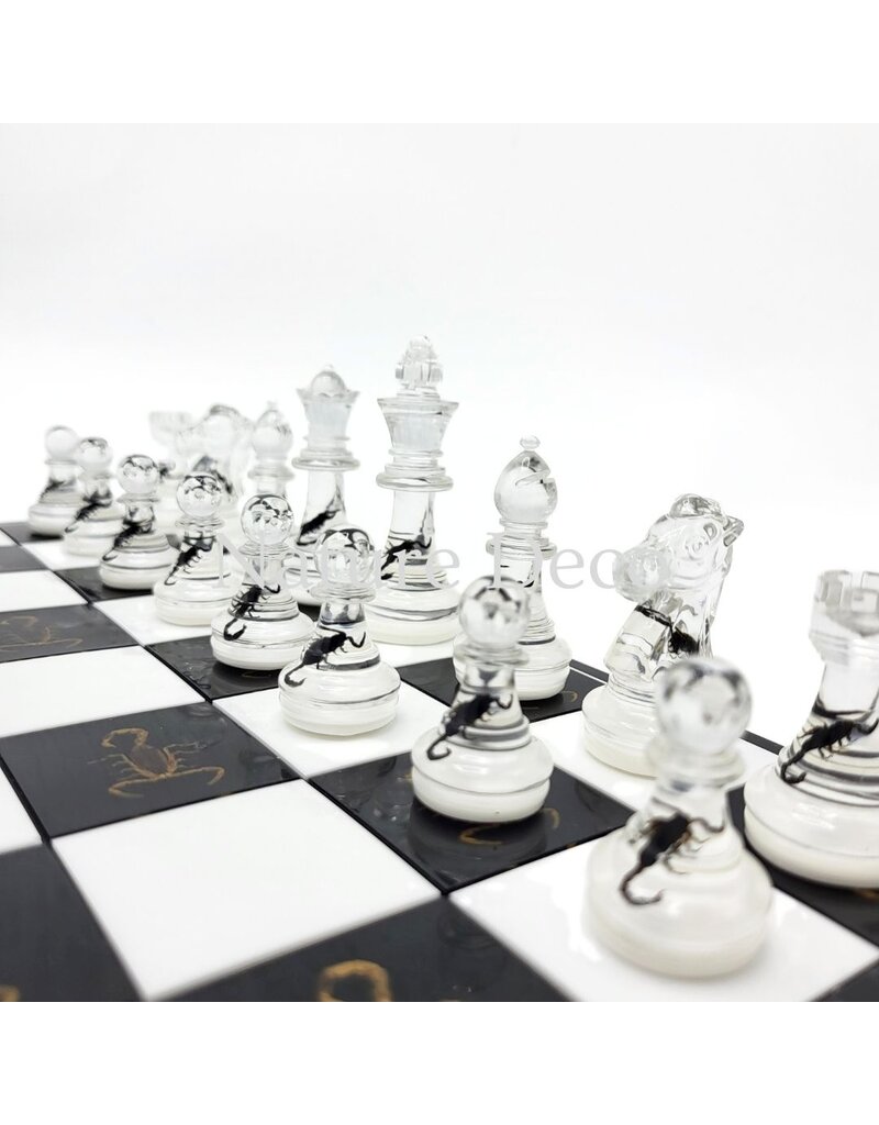 . Scorpion chess set 30 x 30 cm
