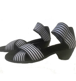 San Miguel Shoes Carol Anemone bicolor