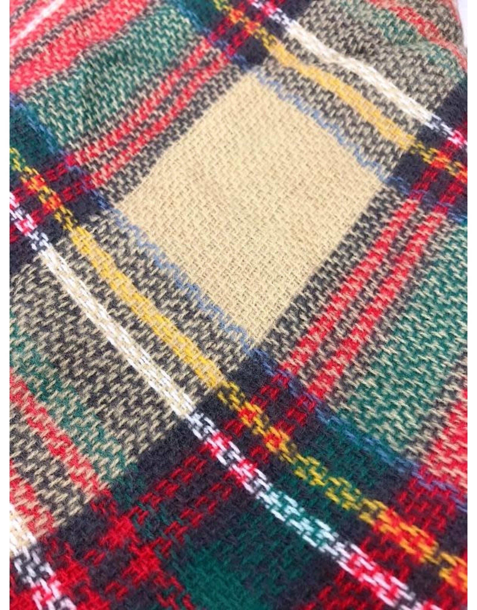 Driehoek Sjaal groen/rood multi ruit 19