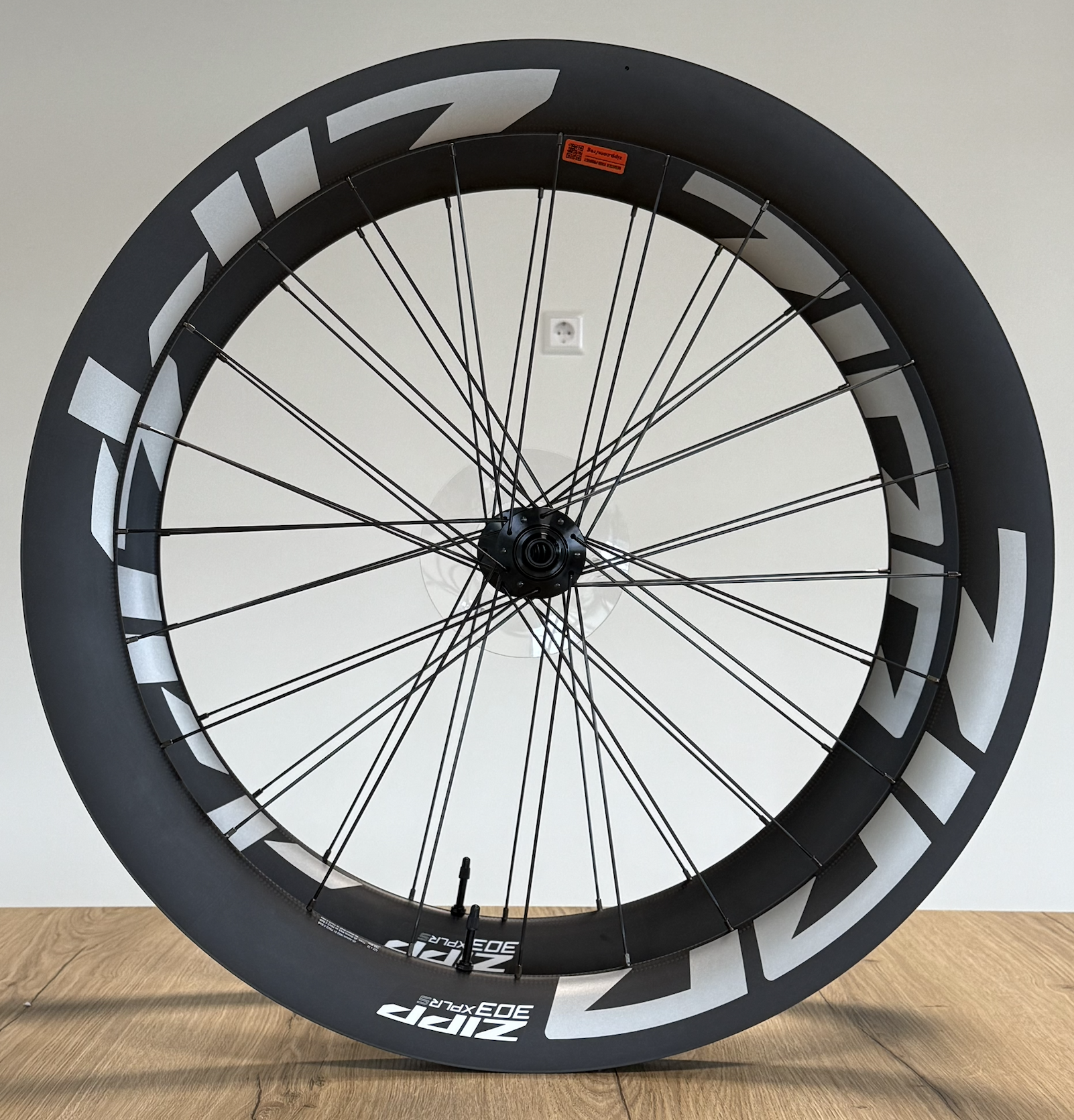 Zipp 303 Firecrest Gravel Bike Wheels Zipp 303 Extra Wielset