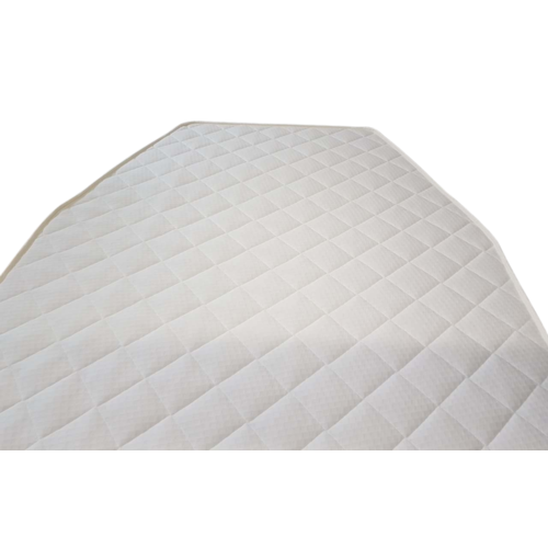 Hoek eruit schuinlopend matras op maat