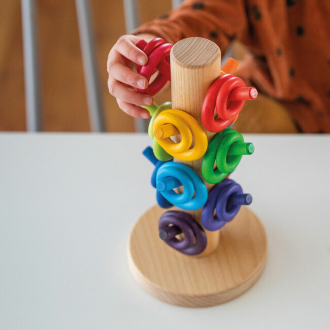 Grimm's Houten Sorteerkapstok Ringen - Regenboog