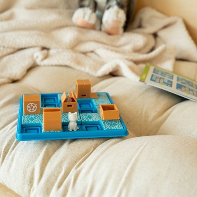 Smart Games - Cats and Boxes | 7+