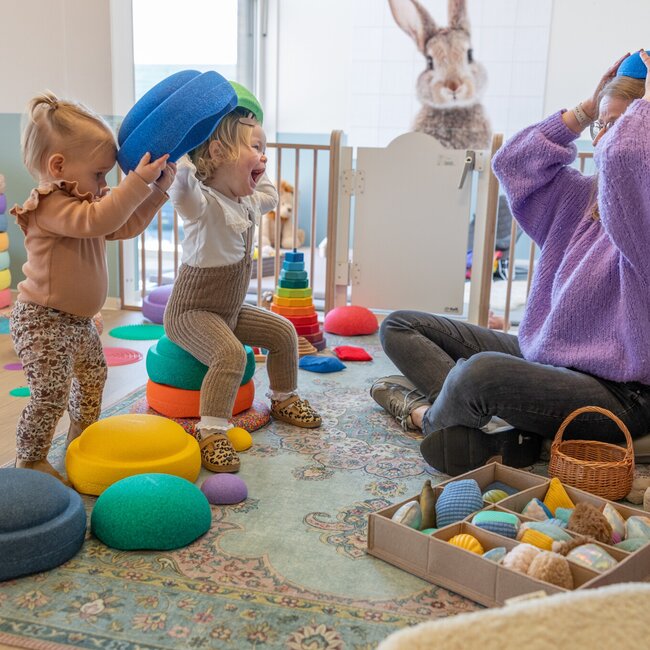 JUTTER & Co. || Ready to Play Speelpakket  – Stapelstein Regenboog