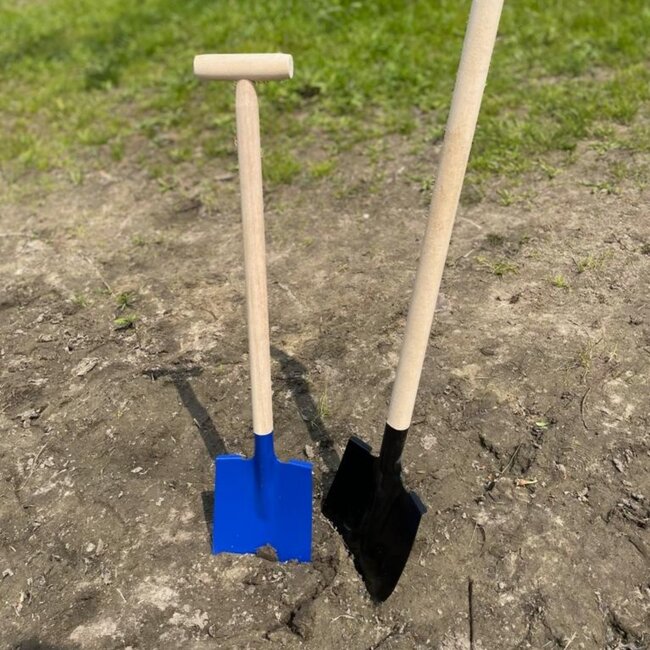 Ideal Toys - Metalen Zwarte Schep - Punt Schep en Houten Steel (80 cm)