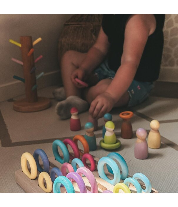JUTTER & Co. Houten Houder – Grimm’s Ringen