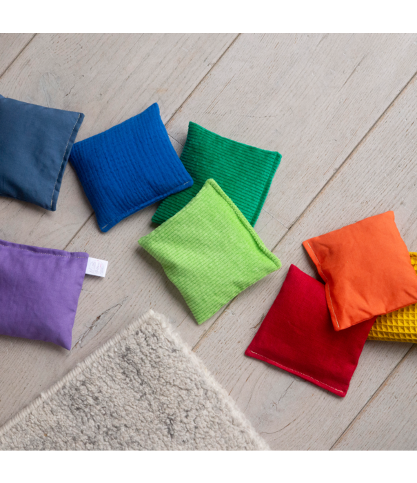 Little Botanic Label Little Botanic label - Sensorische pittenzakjes - Regenboog (8-delig)