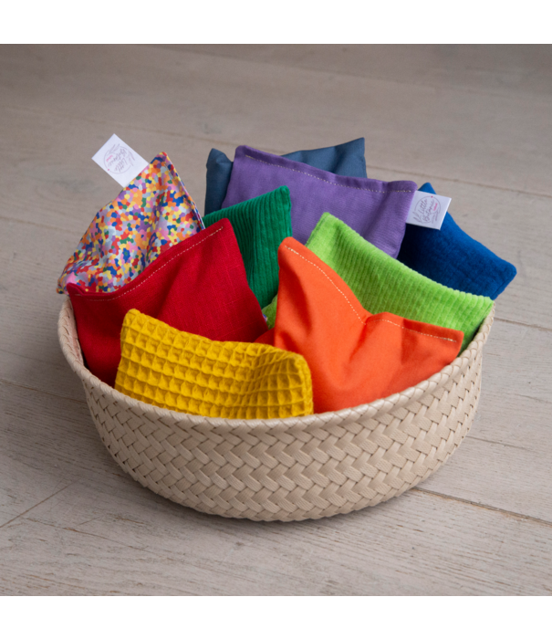 Little Botanic Label Little Botanic label - Sensorische pittenzakjes - Regenboog (8-delig) + Super Confetti