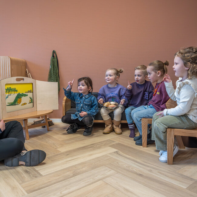 Kids By Design - Kinder Bank Eiken 'Junior Lounge'