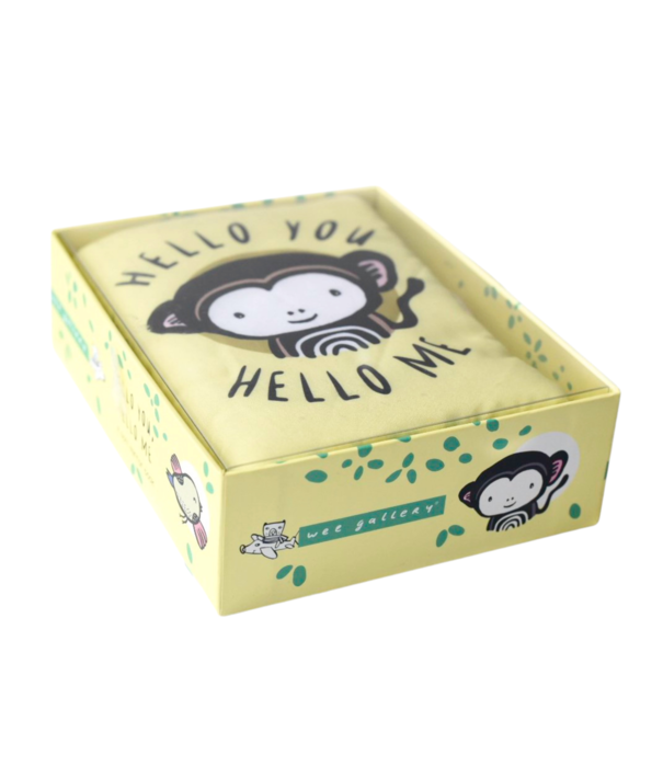 Wee Gallery Wee Gallery - Knisperboekje Hello You, Hello Me