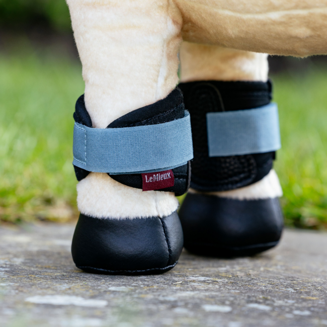 JUTTER & Co. || Ready to Play Speelpakket - Toy Pony Accessoires - Ice Blue